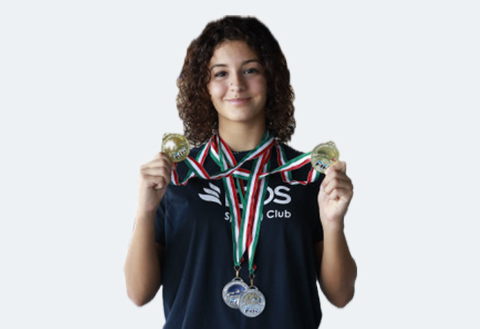 Mahila Spennato nuoto